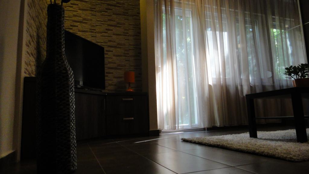 Mgtels Apartman - With Private Parking Budapest Exterior foto