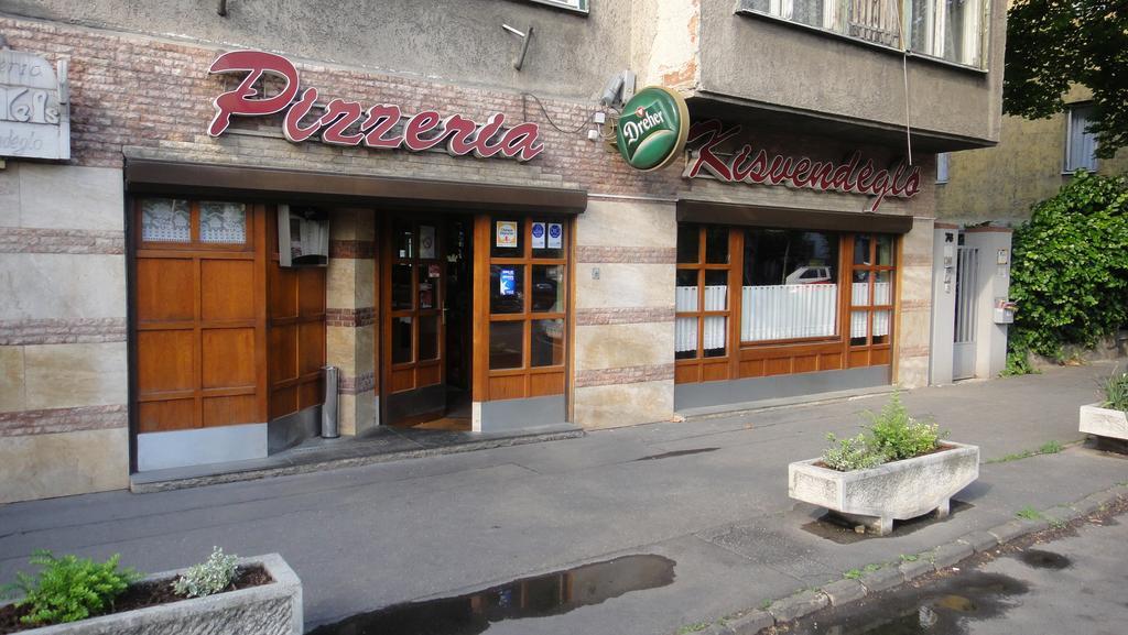 Mgtels Apartman - With Private Parking Budapest Exterior foto