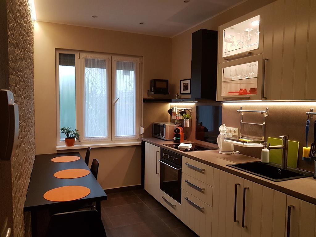 Mgtels Apartman - With Private Parking Budapest Exterior foto